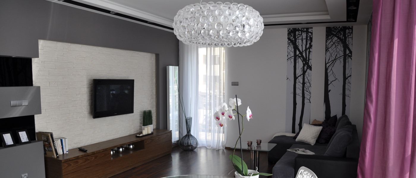JESTE&Sacute;MY POLAK STUDIO